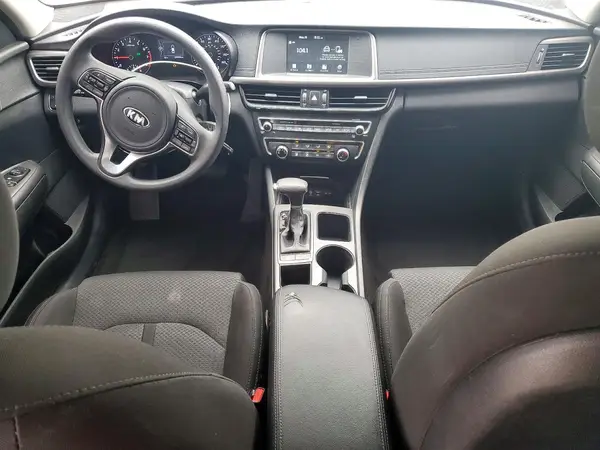5XXGT4L38JG264778 2018 KIA OPTIMA - Image 8