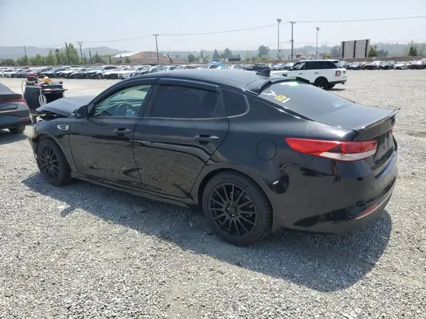5XXGT4L38JG265834 2018 KIA OPTIMA - Image 2