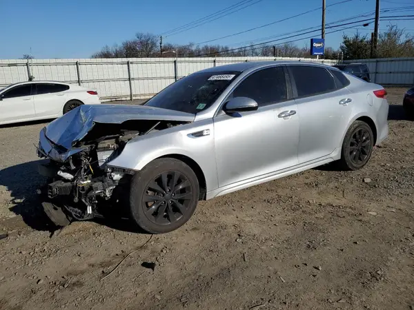 5XXGT4L38JG266420 2018 KIA OPTIMA - Image 1