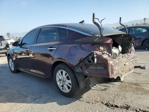 5XXGT4L38KG275068 2019 KIA OPTIMA - Image 2