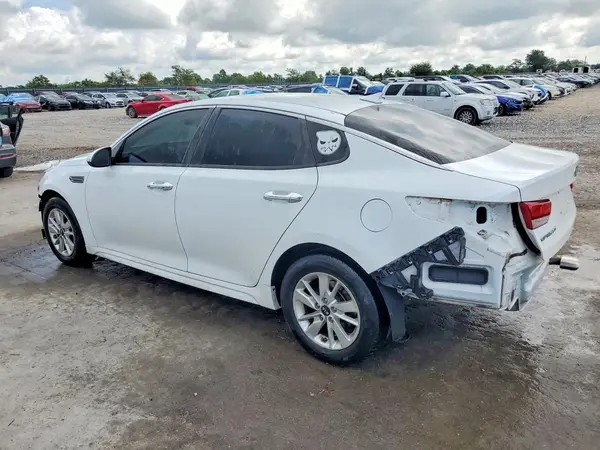 5XXGT4L38KG275622 2019 KIA OPTIMA - Image 2