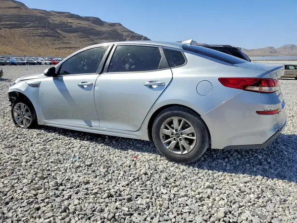 5XXGT4L38KG275796 2019 KIA OPTIMA - Image 2