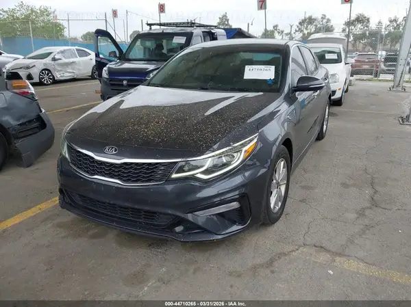 5XXGT4L38KG276186 2019 KIA OPTIMA - Image 2