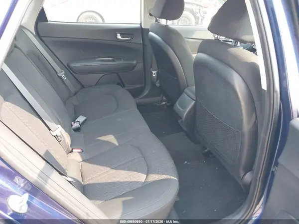 5XXGT4L38KG277631 2019 KIA OPTIMA - Image 8