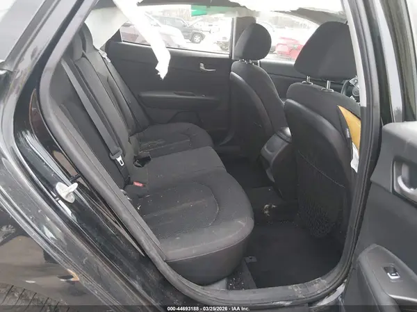 5XXGT4L38KG279248 2019 KIA OPTIMA - Image 8