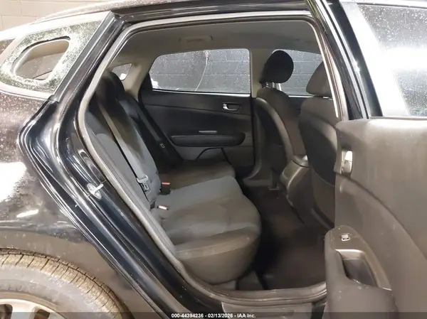 5XXGT4L38KG279251 2019 KIA OPTIMA - Image 8