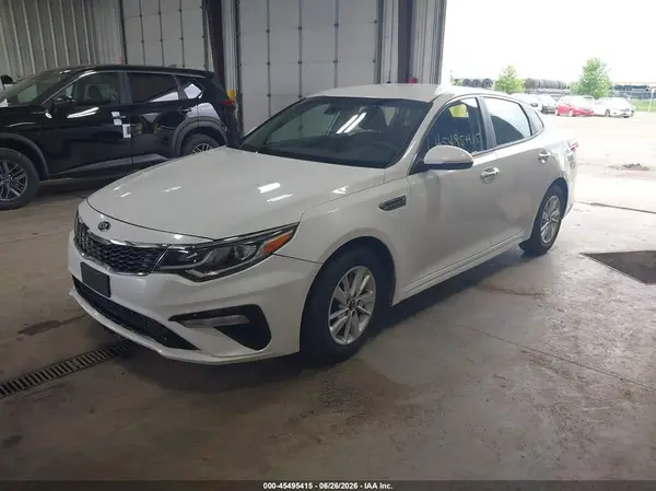 5XXGT4L38KG279301 2019 KIA OPTIMA - Image 2