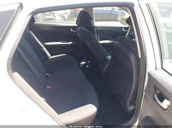 5XXGT4L38KG280979 2019 KIA OPTIMA - Image 8