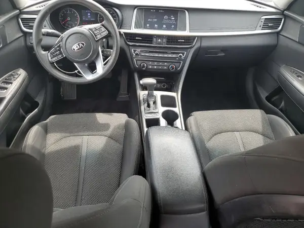 5XXGT4L38KG281677 2019 KIA OPTIMA - Image 8