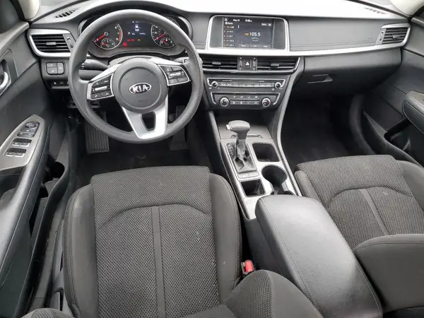 5XXGT4L38KG284160 2019 KIA OPTIMA - Image 8