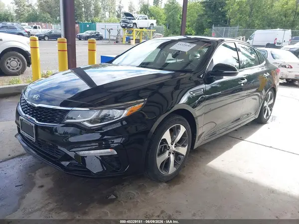 5XXGT4L38KG287043 2019 KIA OPTIMA - Image 2