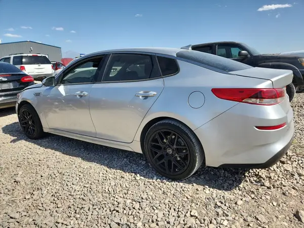 5XXGT4L38KG288094 2019 KIA OPTIMA - Image 2