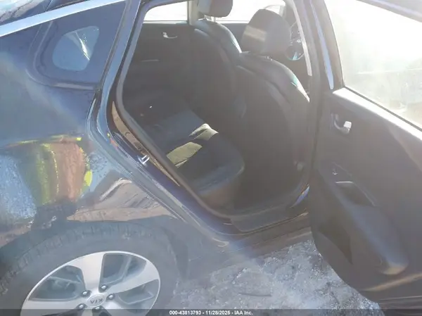 5XXGT4L38KG291352 2019 KIA OPTIMA - Image 8