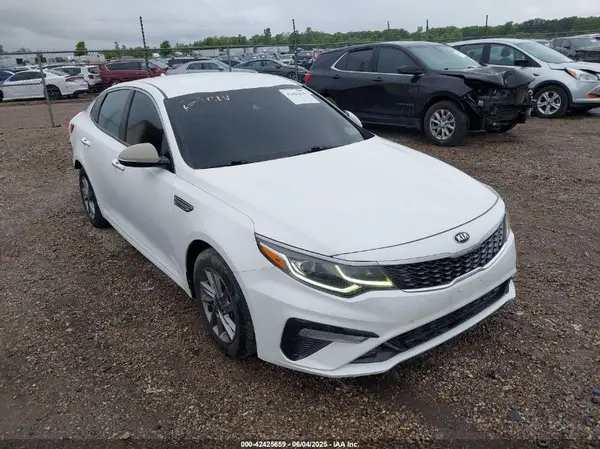 5XXGT4L38KG291769 2019 KIA OPTIMA - Image 1