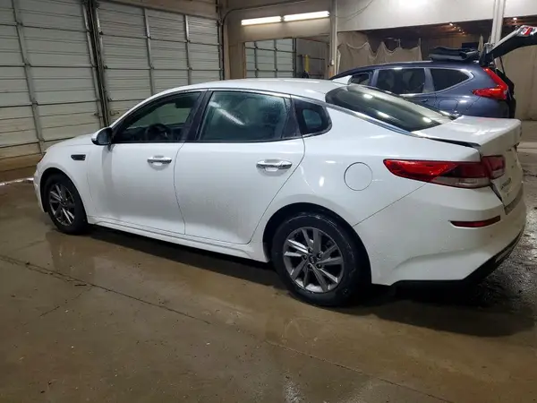 5XXGT4L38KG294784 2019 KIA OPTIMA - Image 2