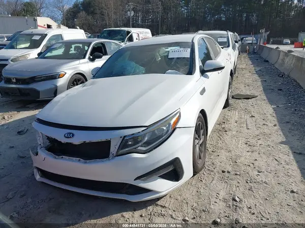 5XXGT4L38KG294817 2019 KIA OPTIMA - Image 2