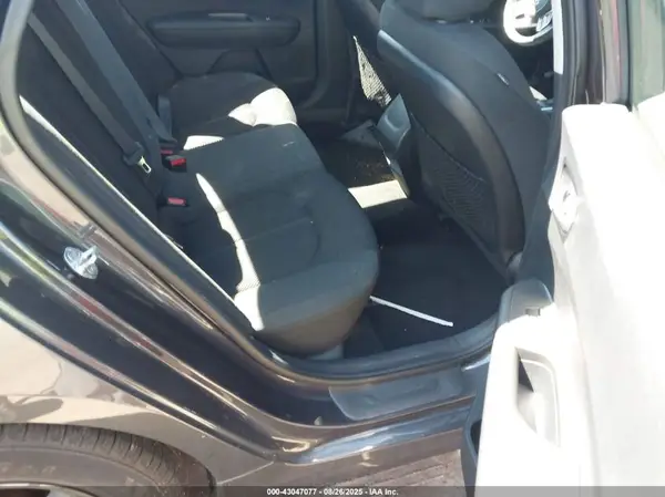 5XXGT4L38KG295143 2019 KIA OPTIMA - Image 8