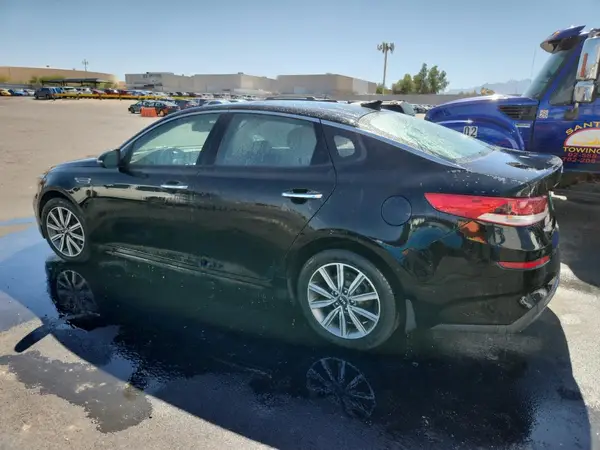 5XXGT4L38KG295885 2019 KIA OPTIMA - Image 2