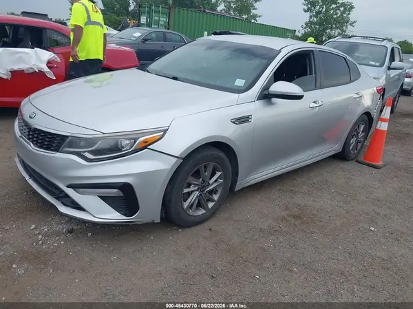 5XXGT4L38KG297233 2019 KIA OPTIMA - Image 2