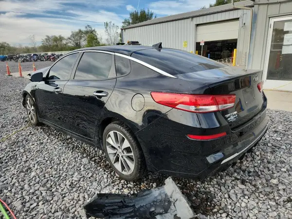 5XXGT4L38KG297961 2019 KIA OPTIMA - Image 2