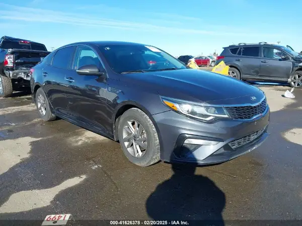 5XXGT4L38KG299354 2019 KIA OPTIMA - Image 1