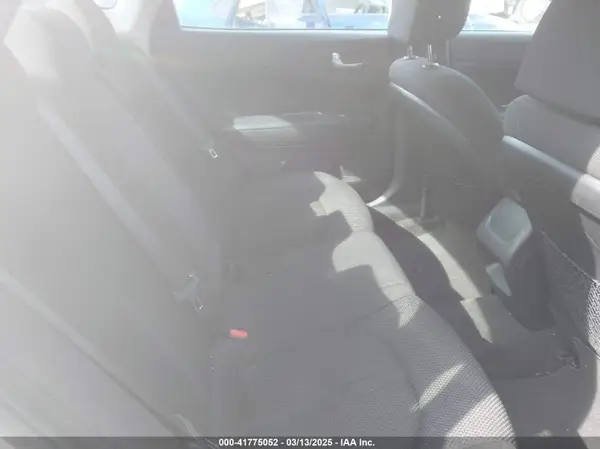 5XXGT4L38KG300213 2019 KIA OPTIMA - Image 8