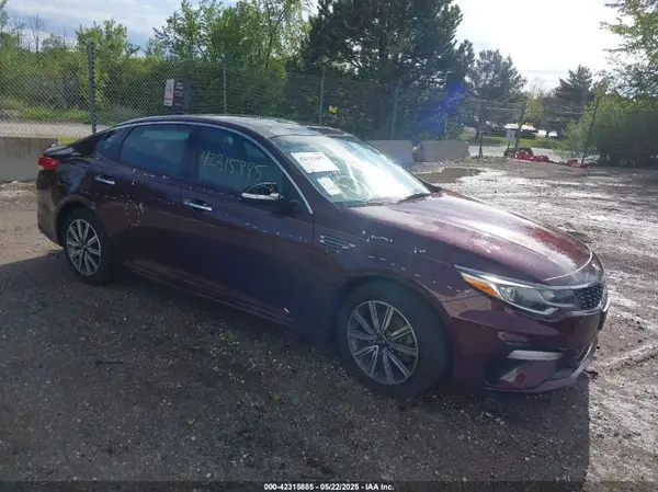 5XXGT4L38KG300261 2019 KIA OPTIMA - Image 1