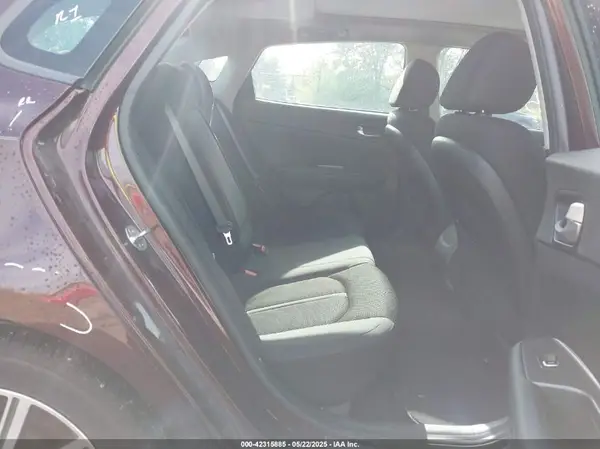 5XXGT4L38KG300261 2019 KIA OPTIMA - Image 8