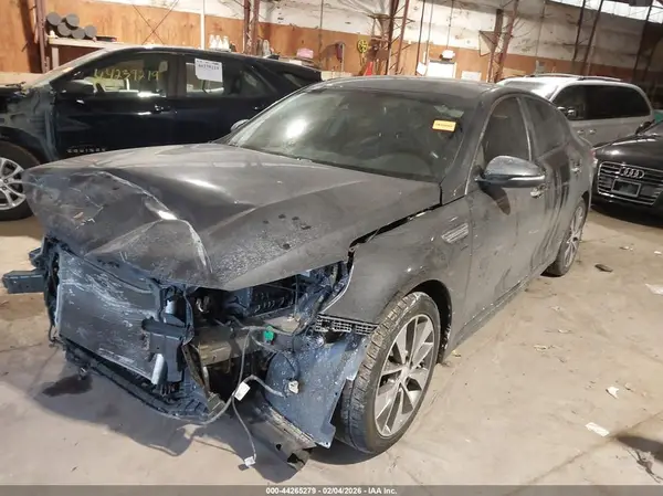 5XXGT4L38KG302575 2019 KIA OPTIMA - Image 2