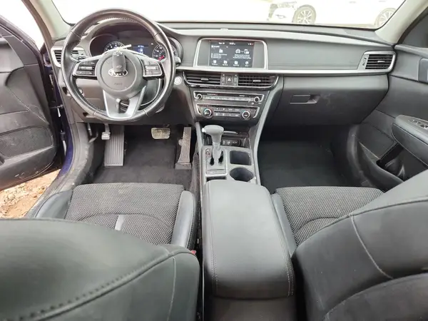 5XXGT4L38KG304830 2019 KIA OPTIMA - Image 8