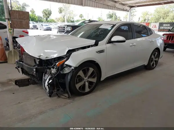5XXGT4L38KG307291 2019 KIA OPTIMA - Image 2