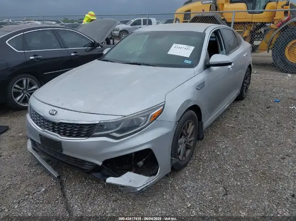 5XXGT4L38KG307534 2019 KIA OPTIMA - Image 2