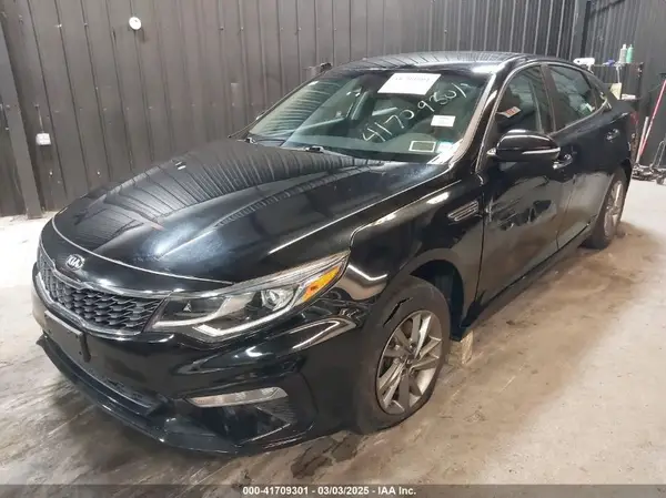 5XXGT4L38KG307792 2019 KIA OPTIMA - Image 2