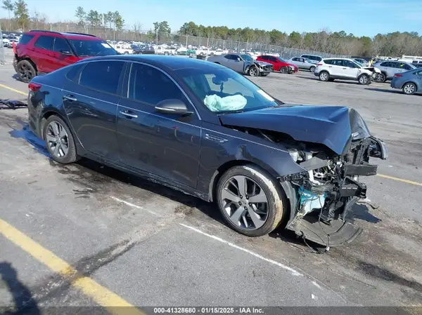 5XXGT4L38KG310143 2019 KIA OPTIMA - Image 1