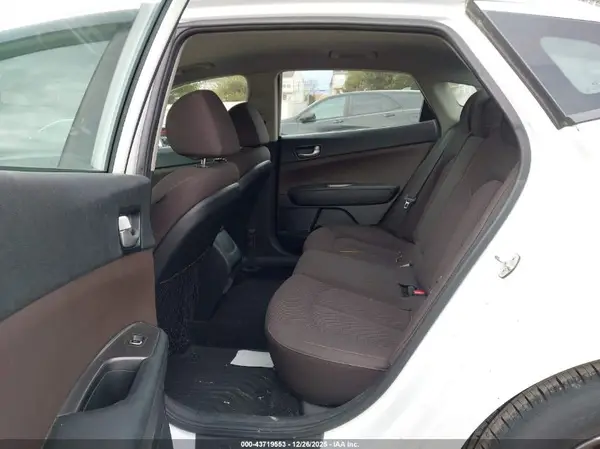 5XXGT4L38KG311132 2019 KIA OPTIMA - Image 8