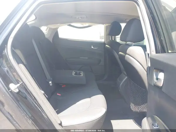 5XXGT4L38KG312412 2019 KIA OPTIMA - Image 8