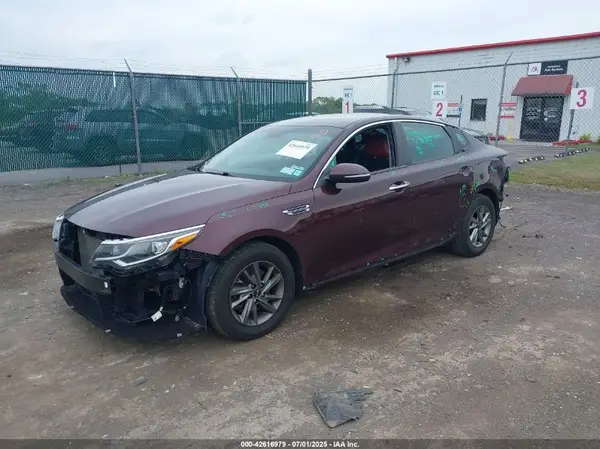 5XXGT4L38KG316556 2019 KIA OPTIMA - Image 2