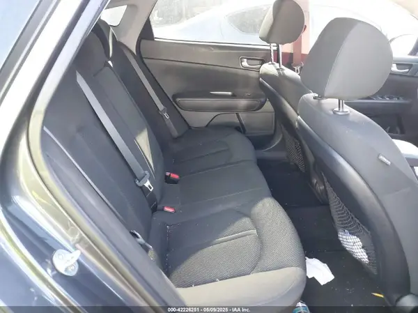 5XXGT4L38KG319215 2019 KIA OPTIMA - Image 8