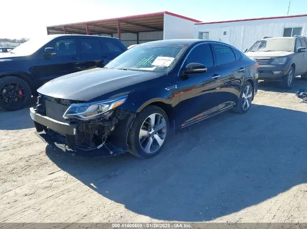 5XXGT4L38KG320204 2019 KIA OPTIMA - Image 2
