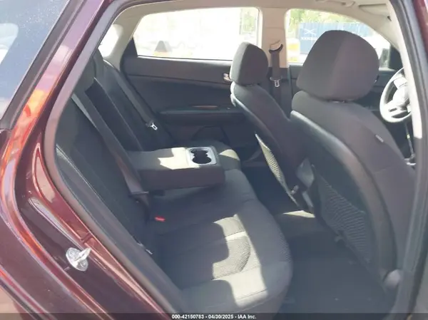 5XXGT4L38KG320364 2019 KIA OPTIMA - Image 8