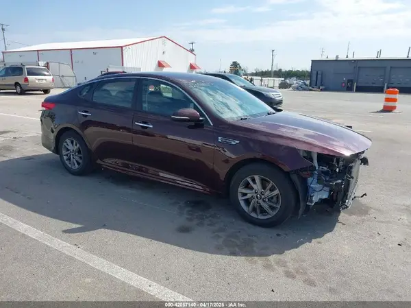5XXGT4L38KG320865 2019 KIA OPTIMA - Image 1