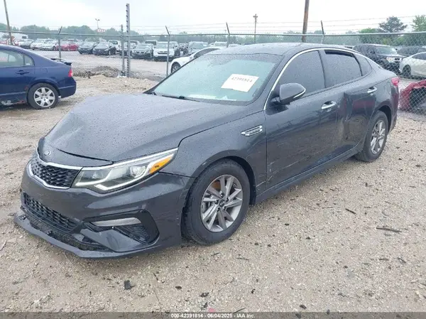 5XXGT4L38KG321627 2019 KIA OPTIMA - Image 2