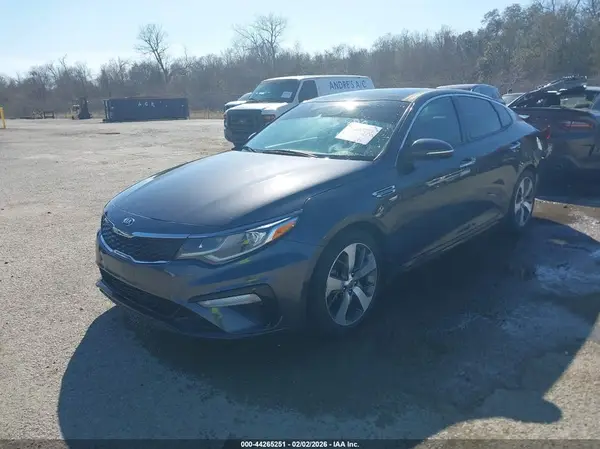 5XXGT4L38KG323524 2019 KIA OPTIMA - Image 2