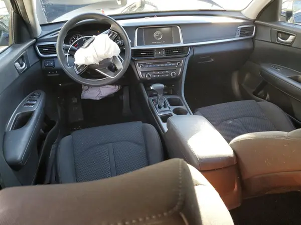 5XXGT4L38KG327315 2019 KIA OPTIMA - Image 8