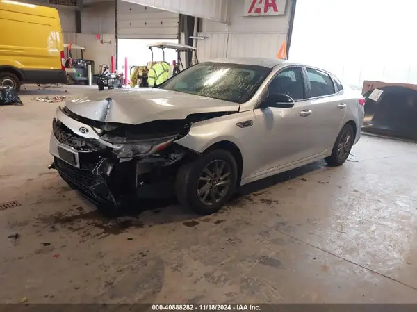 5XXGT4L38KG328593 2019 KIA OPTIMA - Image 2