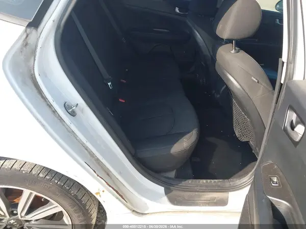 5XXGT4L38KG329453 2019 KIA OPTIMA - Image 8