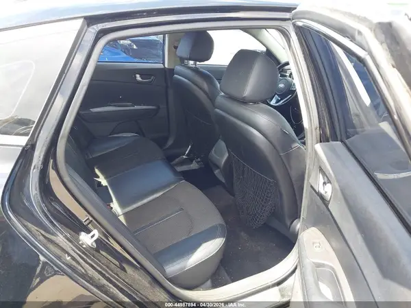 5XXGT4L38KG330151 2019 KIA OPTIMA - Image 8