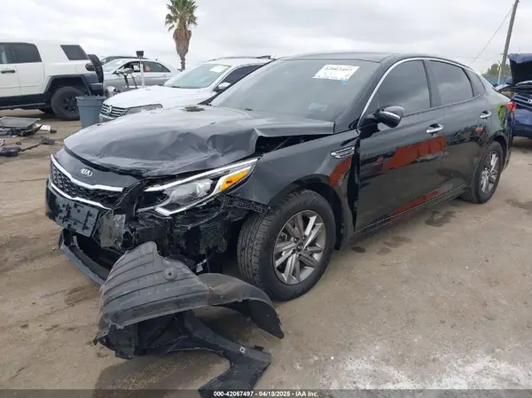 5XXGT4L38KG335561 2019 KIA OPTIMA - Image 2