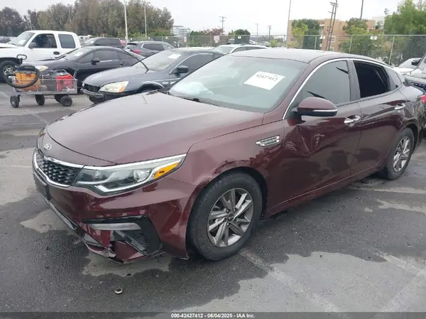 5XXGT4L38KG336676 2019 KIA OPTIMA - Image 2