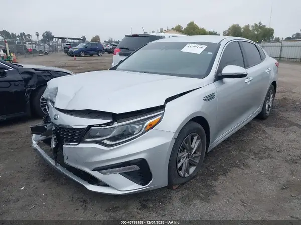 5XXGT4L38KG337147 2019 KIA OPTIMA - Image 2